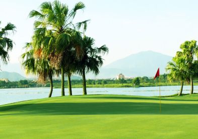 Hanoi Golf Package & Ha Long Bay Cruise 6 Days